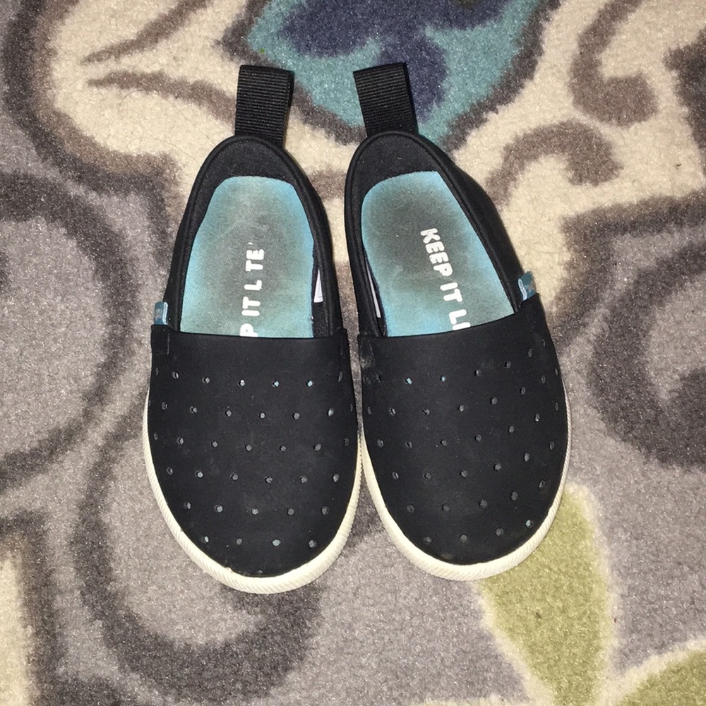 Toddler black Natives , normal wear size C4